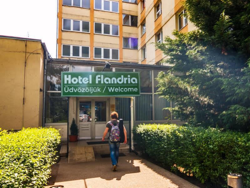 Hostel Flandria Budapest Bagian luar foto